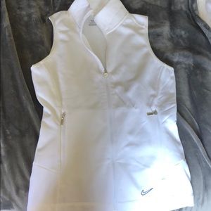 White nike sleeveless sweater